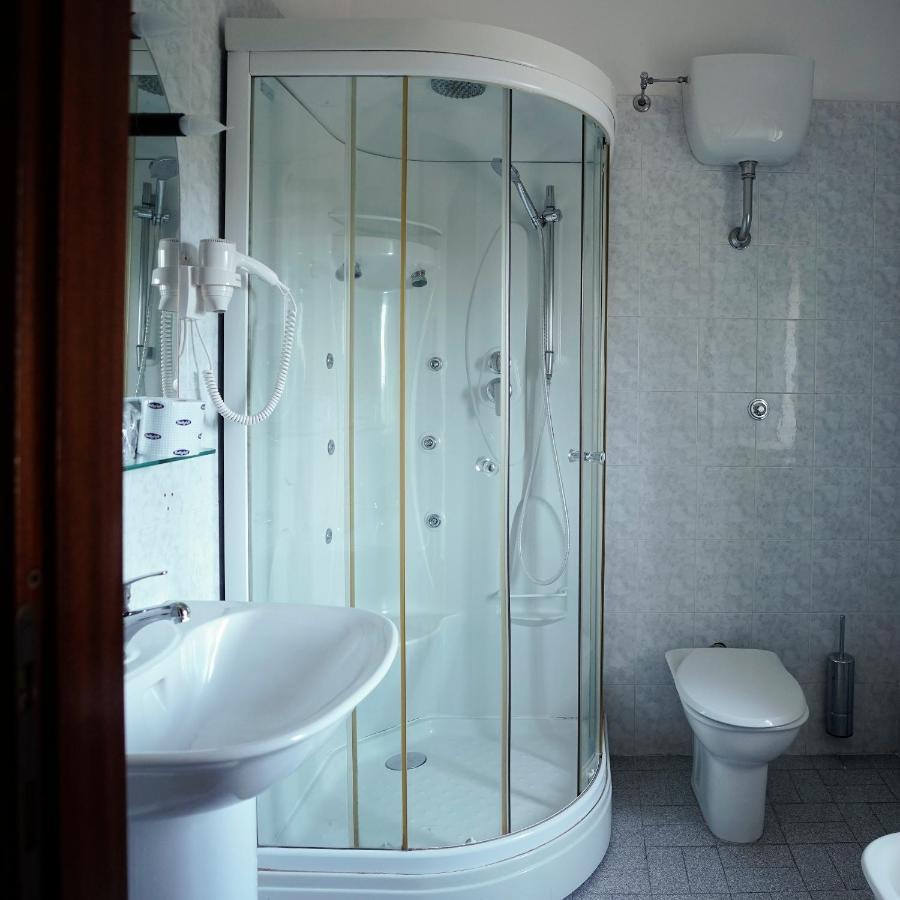 Hotel Capys Capua Buitenkant foto