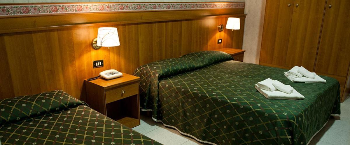 Hotel Capys Capua Buitenkant foto