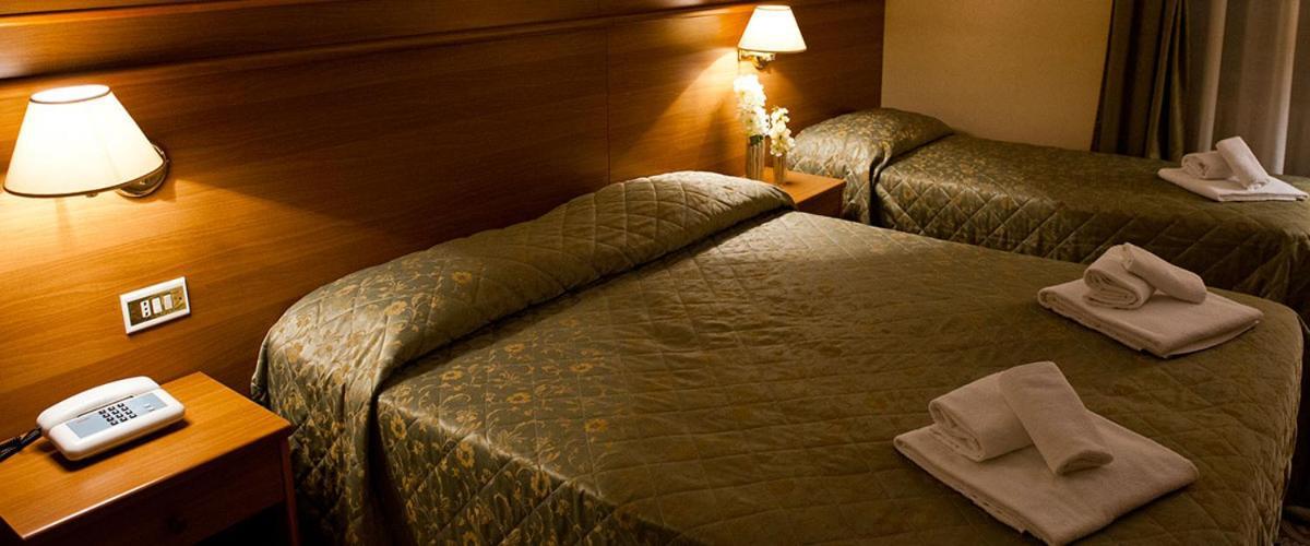 Hotel Capys Capua Buitenkant foto